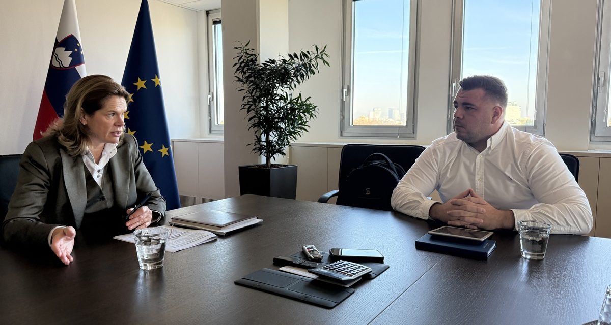 NAPOVEDUJEMO: Kako ministrstvo vidi prihodnost železniškega sistema